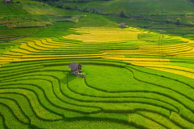 From Hanoi: 3 Days Sapa Trekking & Ethnic Villages by Dcar - Day two: Cat Cat Village and a choice in the afternoon