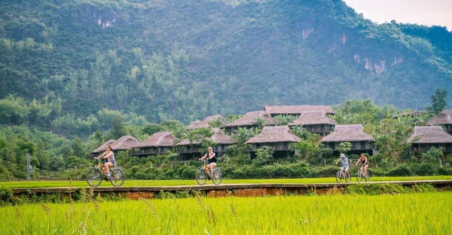 From Hanoi: Mai Chau Valley & Hill Tribes 2-Day Trek Tour - Why Mai Chau works well for a short trip