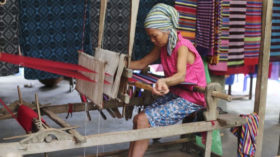 From Hanoi: Mai Chau Valley & Hill Tribes 2-Day Trek Tour - Cycling through fields and village lanes