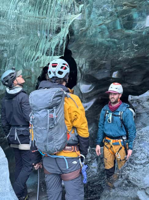 From Jökulsárlón: Vatnajökull Easy Level Glacier Hike - The best time for cleaner ice