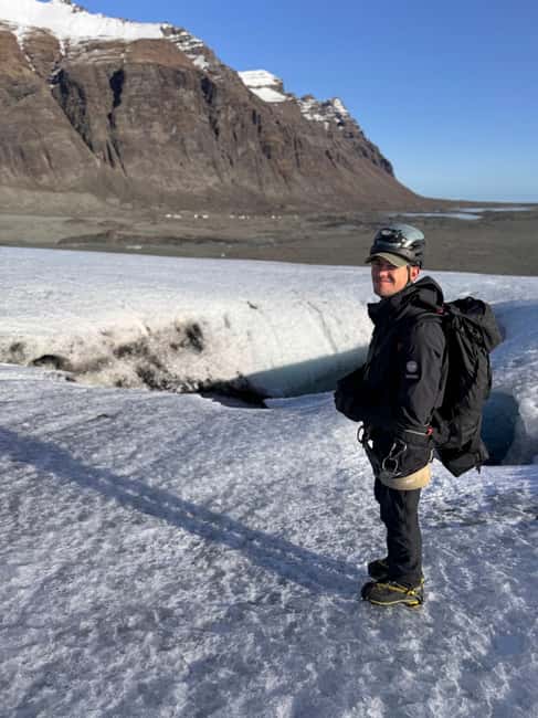 From Jökulsárlón: Vatnajökull Easy Level Glacier Hike - Clothing and preparation that matter