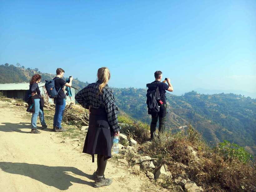 From Kathmandu: 3-Day Chisapani-Nagarkot Trek & Bhaktapur - Who should book this short trek