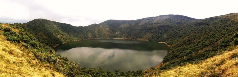 From Kigali: Bisoke Summit Trek, Crater Lake 1 Day Safari - Why Mount Bisoke makes a memorable day from Kigali