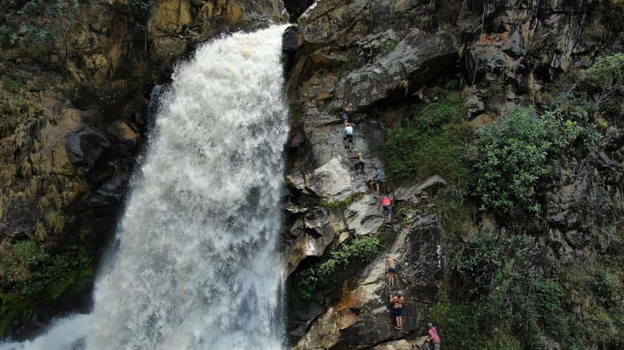 From Medellin:Powerful via Ferrata & Zipline Giant Waterfall - Hiking to the 100-meter waterfall