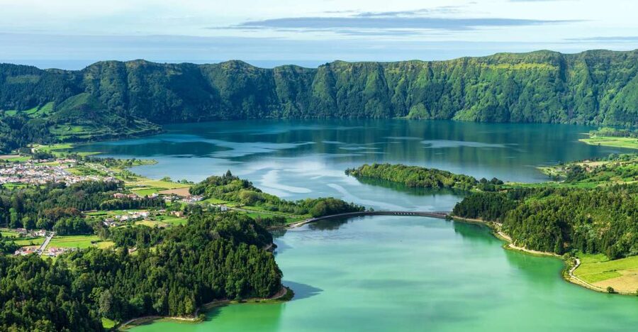 From Ponta Delgada: Vista do Rei to Sete Cidades Guided Trek - Booking details that matter