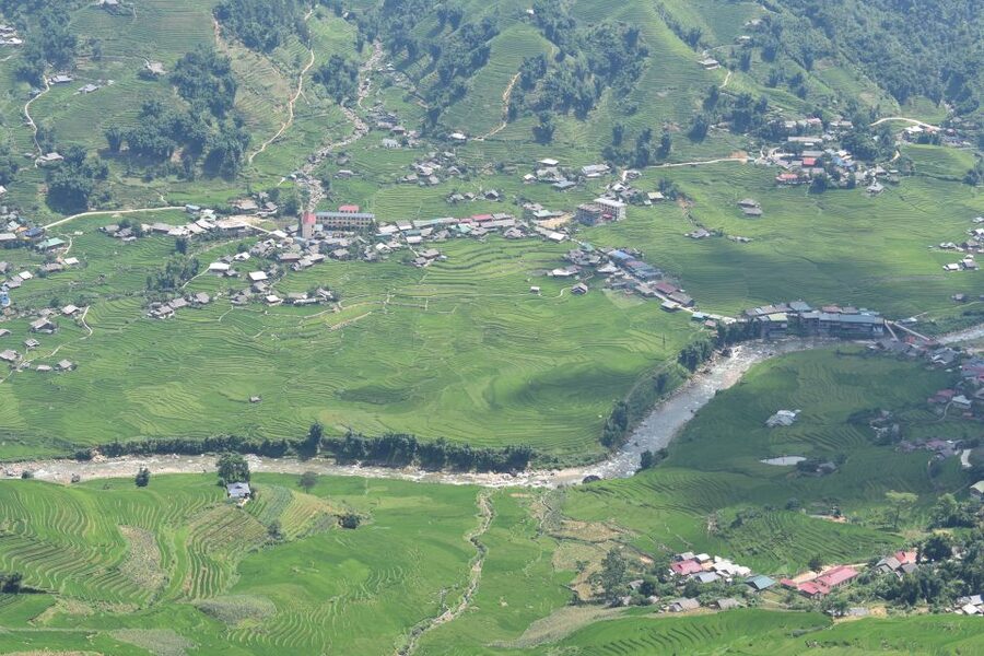 From Sapa: Muong Hoa Valley View & Village Trek 1-Day - Hau Thao rice fields and the long mountain route