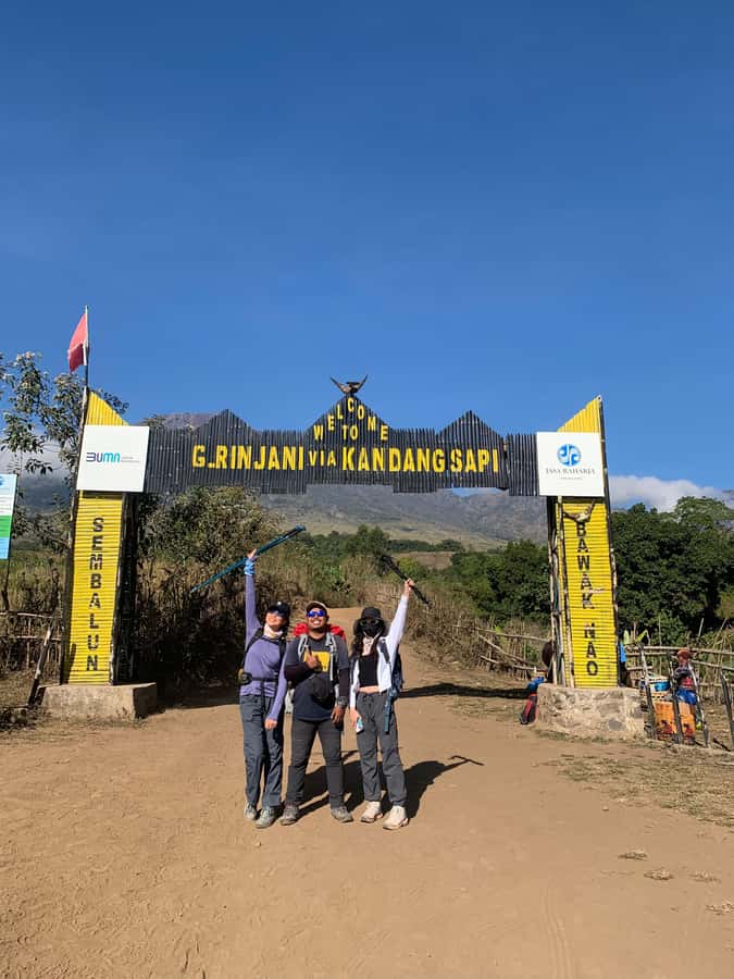 From Senaru: Mount Rinjani 2-Day Trek to Summit - Day one: Sembalun village to the crater rim