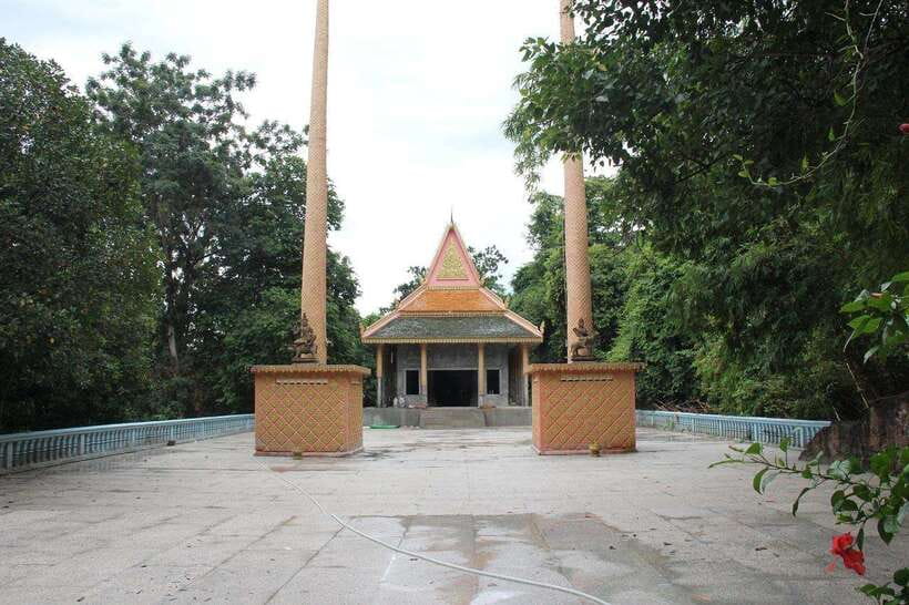 From Siem Reap: Phnom Kulen National Park Trekking Tour - Starting at Preah Ang Choub Pagoda