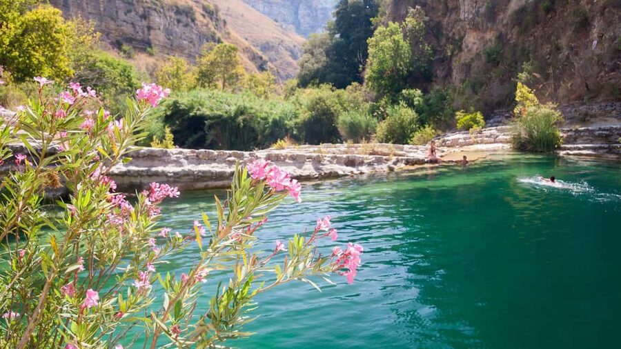 From Syracuse: Cavagrande Natural Reserve Guided Trek - Leaving Piazza Pantheon for the reserve