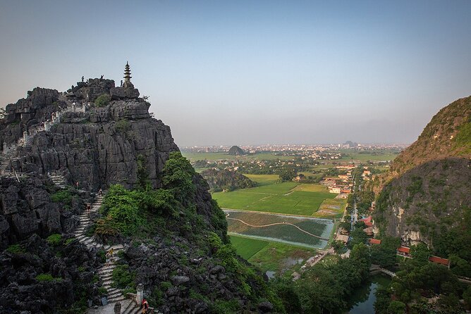 Full Day Tam Coc Private Tour: Biking and Trekking in Mua Cave - Cycling the 3.5 kilometers to Mua Cave