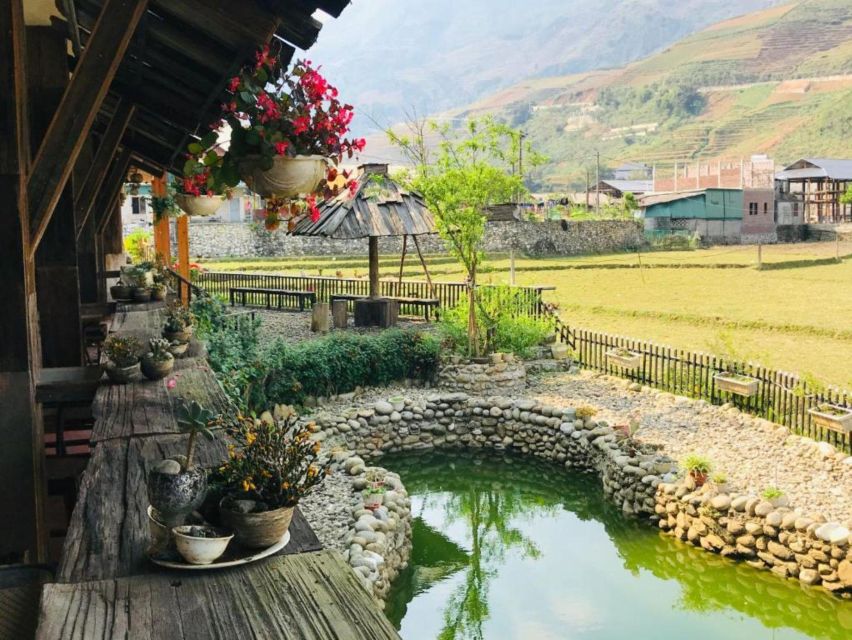 Full Day Tour in Sapa Trekking with Local guide - Lunch with local food before the return