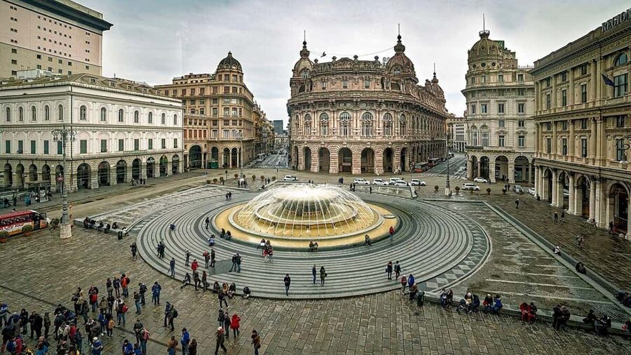 Genoa: Columbus Trail Urban Trekking with Wine & Local Tastings - Key points to know before booking
