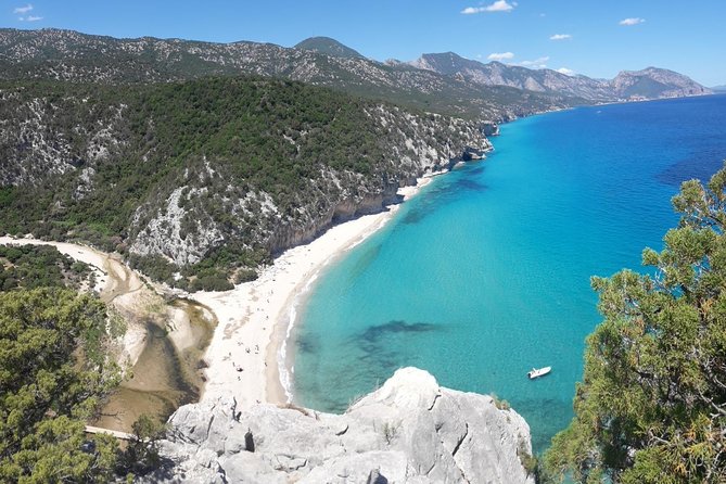 Guided hike to Cala Luna, the pearl of the Gulf of Orosei - Is this the right way to see Cala Luna?