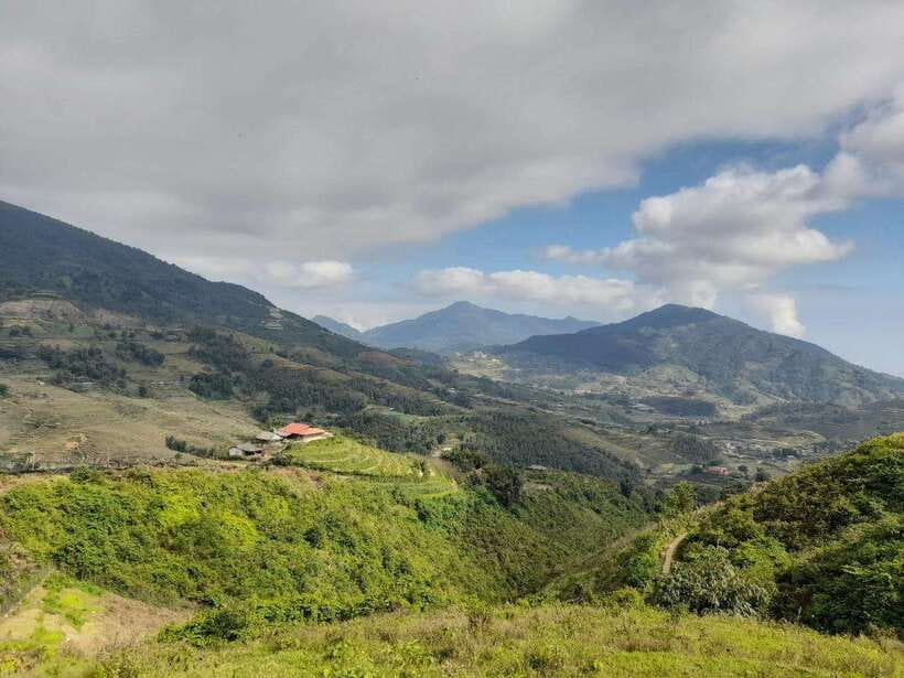 Half Day Sapa Trekking to Visit Lao Chai - Ta Van - Lao Chai and the Black Hmong community