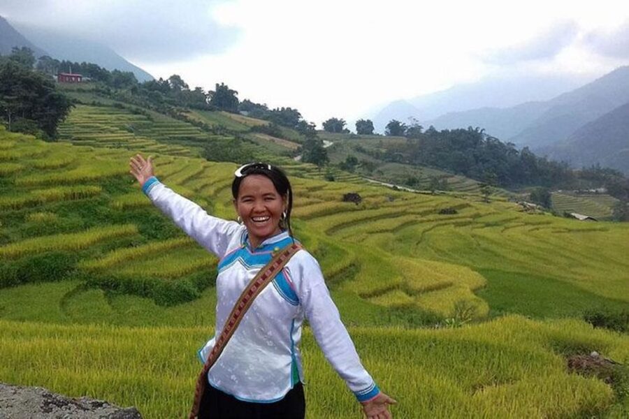 Hanoi: 2-Day Sa Pa Guided Village & Homestay Trekking Tour - Lunch, a shower, and the long ride back