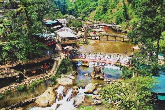 Hanoi- 2 Days Sapa moutain trekking with Local Guide and Homestay - The early Hanoi pickup and long road to Sapa