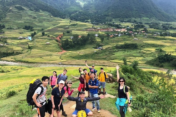 Hanoi: 3-Day Sapa Trek Secret Trails, Waterfall, Stay in Villages - Day three: Bamboo forest trails and Giang Ta Chai