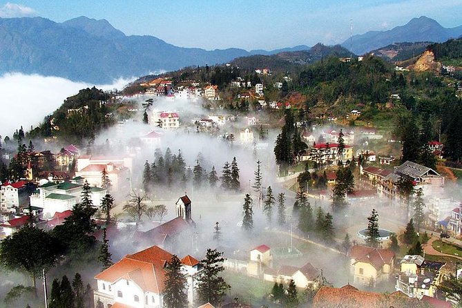Hanoi-Sapa Trek 2 days 2 nights in Hotel with small group - Hotel comfort versus homestay simplicity