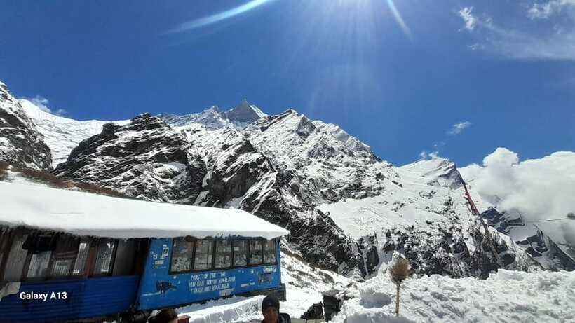 Helicopter tour to Annapurna Base Camp from Pokhara -1 Day - The return flight through valleys and villages