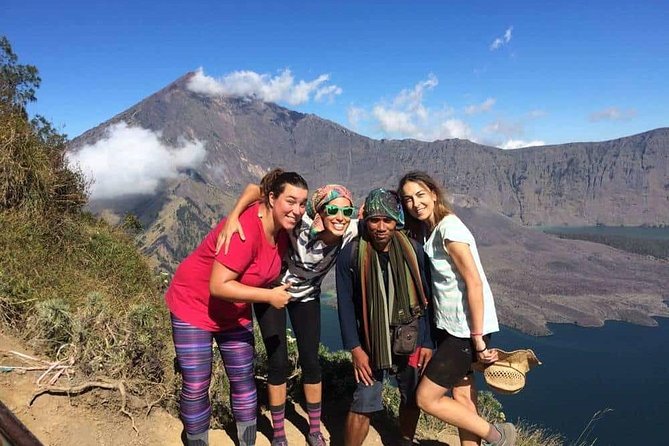 Hiking Rinjani Volcano To Crater rim Senaru 2 Days, Group - Syam Trekker - Why the Senaru Rim is the right Rinjani goal