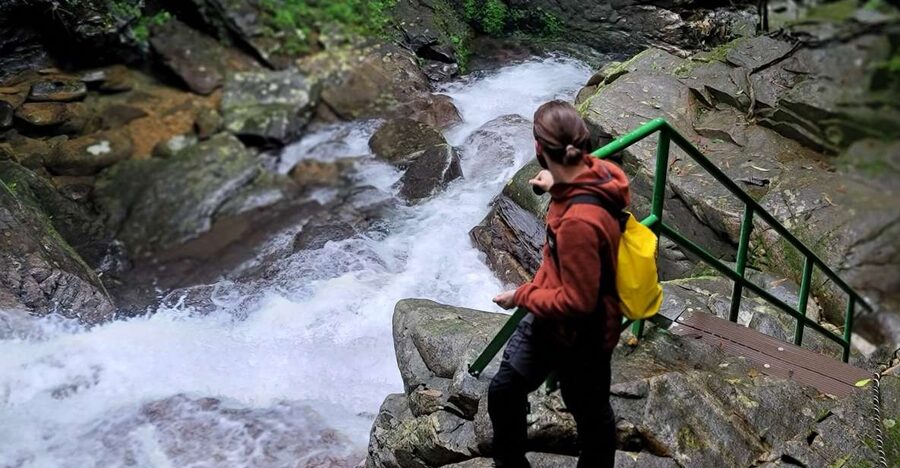 Hue to Da Nang/Hoi An via Bach Ma Trekking - Reaching Do Quyen Waterfall by the rugged route