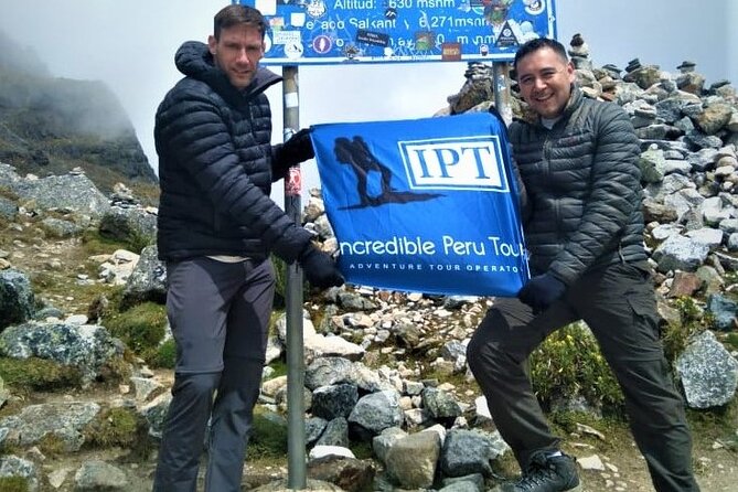 Inca Trail to Machu Picchu 4 Days - Small Group / Reservations 2026 - Lunch, train, and the long return to Cusco