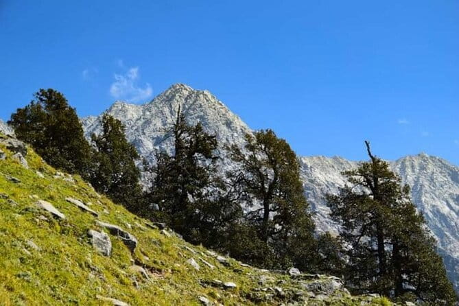 Indrahar Pass Trek with Manu Adventures India - Lahesh Cave and the approach to Indrahar Pass