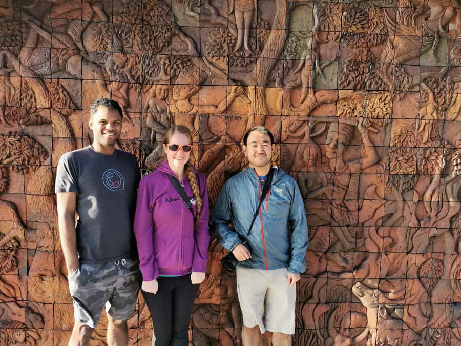 Inthanon national park, Trekking and Sightseeing in one day. - The twin pagodas add history and scale