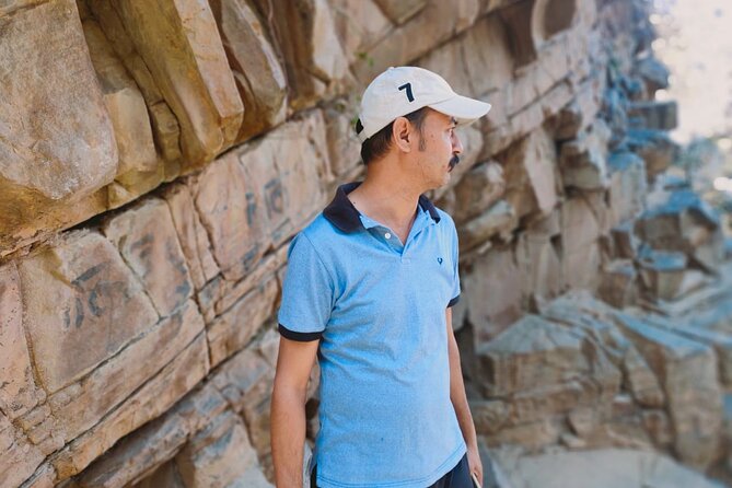 Jaipur Trekking and Hiking Tour with Guide - What the English-speaking guide adds