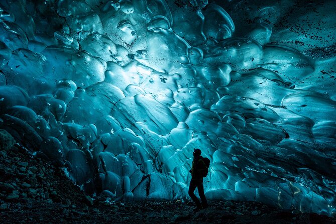 Jökulsárlón: Blue Ice Cave and a Long Glacier Hike - Inside the 200-meter Blue Ice Cave