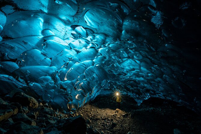 Jökulsárlón: Blue Ice Cave and a Long Glacier Hike - Why the guides make a real difference