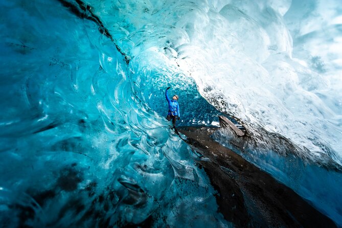 Jökulsárlón: Blue Ice Cave and a Long Glacier Hike - The $275 price and what you receive