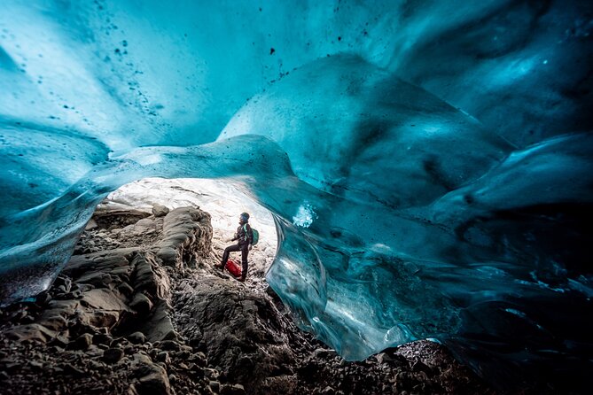 Jökulsárlón: Blue Ice Cave and a Long Glacier Hike - Who should book this glacier hike