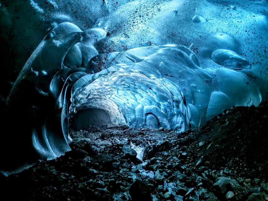 Jökulsárlón: Blue Ice Cave Tour and Glacier Walk - Inside the blue ice cave