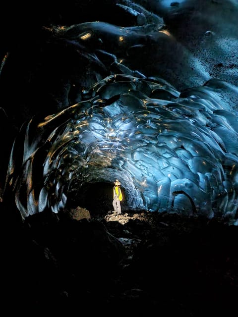 Jökulsárlón: Blue Ice Cave Tour and Glacier Walk - Should you book the Jökulsárlón blue ice cave tour?