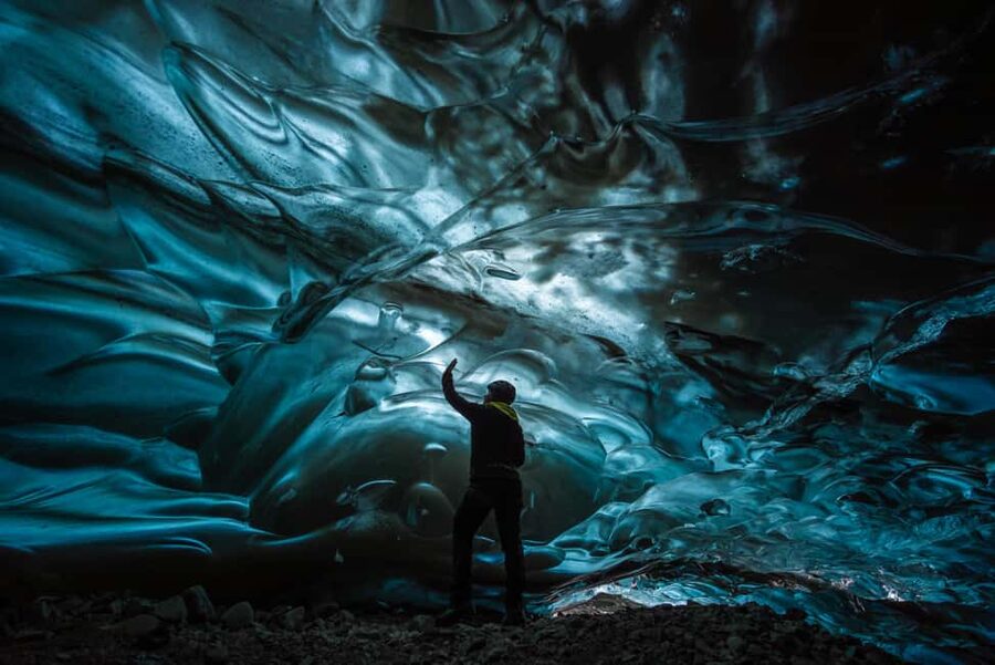 Jökulsárlón: Glacier Hike to a Remote Ice Cave - Is the $278 price fair?