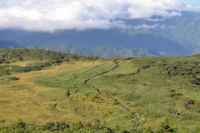 Kanazawa Day Tour: Shomyo Falls & Tateyama Mountain Walks - What the bus arrangement is really worth