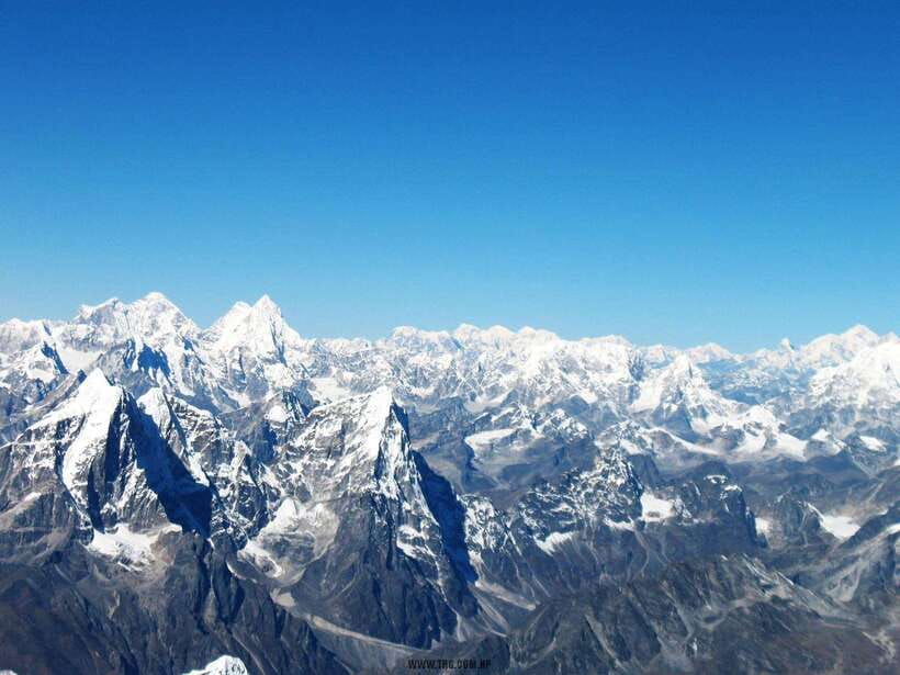 Kathmandu: 1-Hour Mount Everest Flight with Private Transfer - Why the guaranteed window seat matters