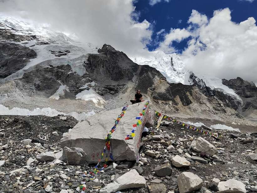 Kathmandu: 1-Hour Scenic Flight Over Mount Everest - What the hour feels like in the air