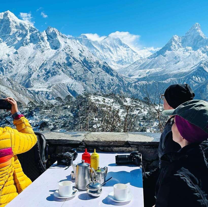 Kathmandu: Everest Helicopter Tour with Landing & Breakfast - Pheriche and the weight-balance arrangement