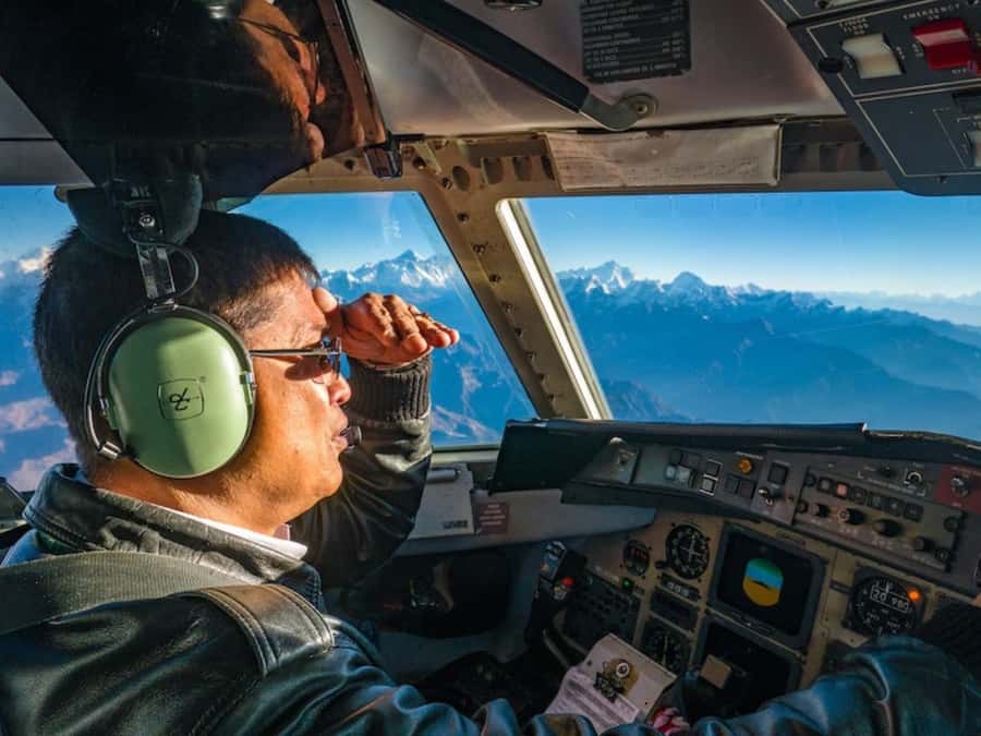 Kathmandu: Mount Everest Scenic Flight with Airport Transfer - Why this is one of Kathmandu’s easiest Everest experiences