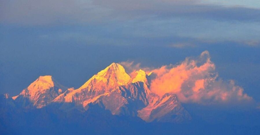 Kathmandu: Nagarkot Sunrise, Mt. Everest Himalayas View Tour - Watching the sunrise from Nagarkot