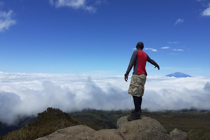 KILIMANJARO MACHAME ROUTE, (Climb 7days) "Whiskey" route - Day 4: Climbing the Barranco Wall