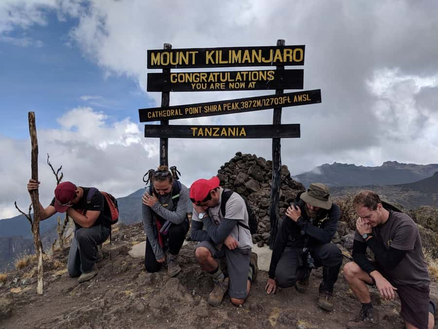 Kilimanjaro: Shira plateau to Cathedral point 3872m Day hike - The 6:30 a.m. departure from Arusha or Moshi