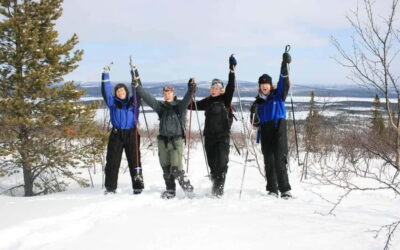 Kiruna: Snowshoe Trek with Warm Beverage and Sandwich