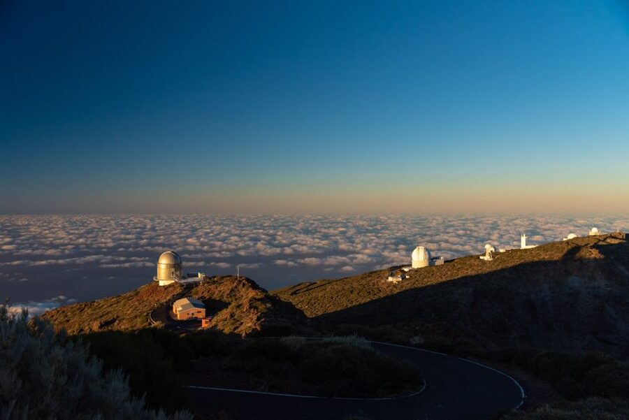 La Palma: Guided Trekking Tour to El Roque de los Muchachos - Pico de La Nieve and the return to the bus