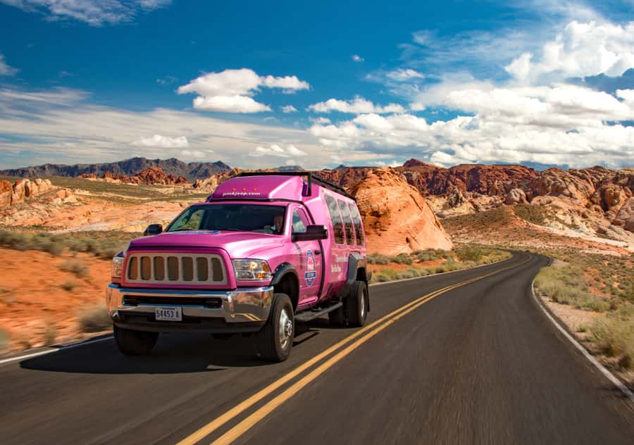 Las Vegas: Valley of Fire Tour in Luxury Tour Trekker - Rainbow Vista and the first look at the park