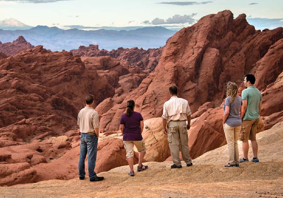Las Vegas: Valley of Fire Tour in Luxury Tour Trekker - The Tour Trekker ride from Las Vegas
