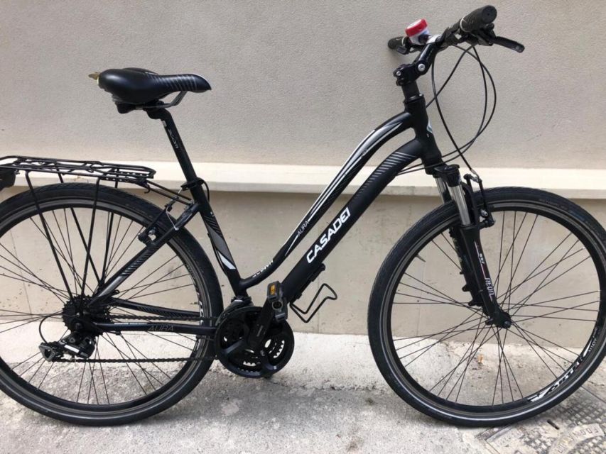 Lecce: Bike Rental (City, Trekking, E-Bikes) - Picking up your bike near Lecce station