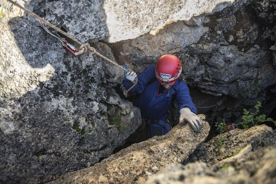 Lisbon: Via Ferrata Setubal's Arrábida Natural Park - Moving through caves, cables, and rock walls